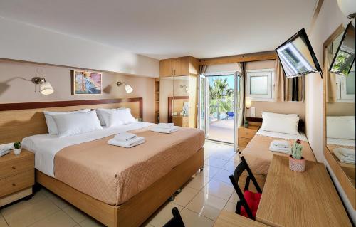 Superior Triple Studio with Sea View and Terrace (2-3 Adults) image 5