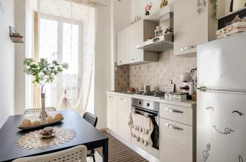 Fefe's House, Rome