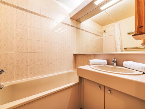 Apartment Les Marines-16 by Interhome Apartment Les Marines-16 by Interhome