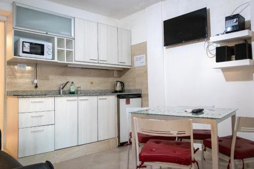 Three-Bedroom House image 1