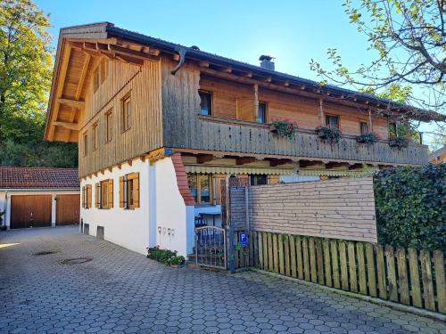 ทัศนียภาพภายนอกโรงแรม, Ferienwohnung Schwarzenberger in เลงกริส