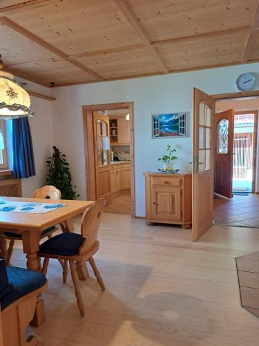 บริการและสิ่งอำนวยความสะดวก, Ferienwohnung Schwarzenberger in เลงกริส