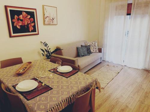  Elegant, cozy, between the centre and the seaside in Triest