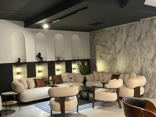 Αίθουσα υποδοχής, Ador Hotel North Mitrovica in Όμπιλιτς