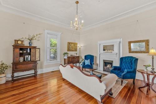 Veranda Historic Inn in بيشترى