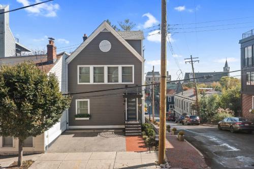 Monastery Guest House in Mt Adams