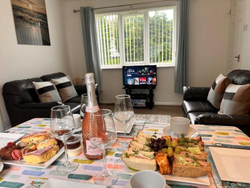 SeaBreeze Lodge, located between Penzance & St Ives - A sanctuary to relax & unwind with activities on the doorstep for all the family 2
