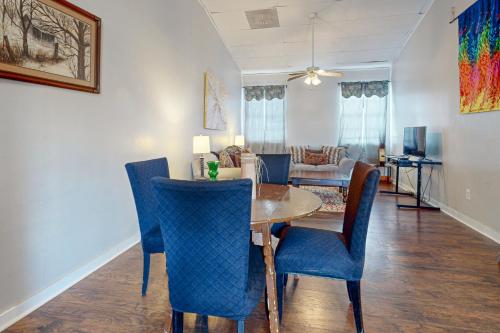 Sunset Shores Retreat in Ingleside, USA