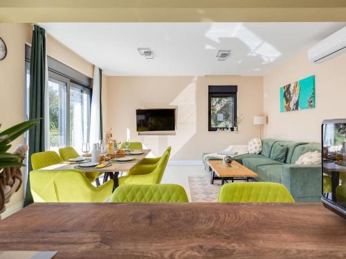 Holiday Home Golem by Interhome in 弗拉納