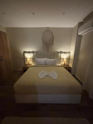 SEQUOIA Pyramids View