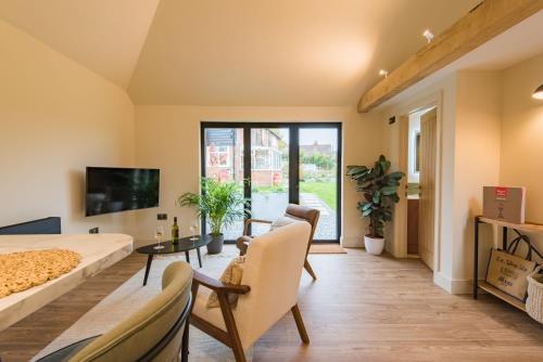 Фасада на хотела, The Grainstore by Bloom Stays in Beckley