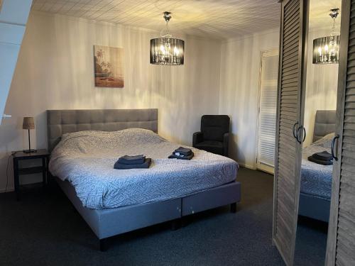 Fijne woning op hippische accommodatie aan de rand van Dokkum in Dongeradeel