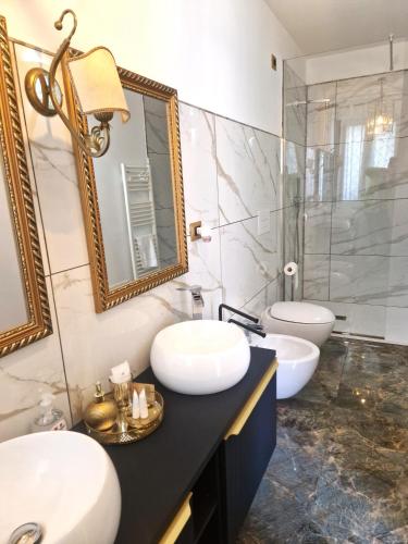 Ванна кімната, la corte dei filangieri rooms in Манокалцаті