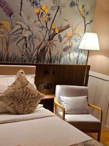 The Palm Suite at Lava Mansion