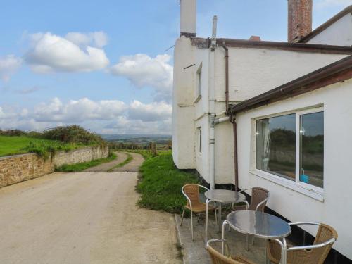The Cottage BIDEFORD - image 12