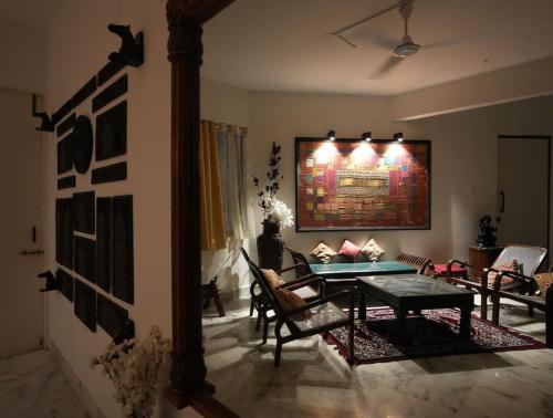 Sam's Apt- Elegant 3BHK on FC Rd, Puné