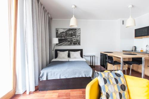 Homewell Apartments Stare Miasto Homewell Apartments Stare Miasto is a popular choice amongst travelers in Poznan, whether exploring or just passing through. Offering a variety of facilities and services, the hotel provides all you n