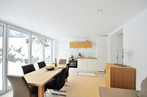 ห้องครัว, Appartements Lenzikopf in ใจกลางเมืองบรันด์