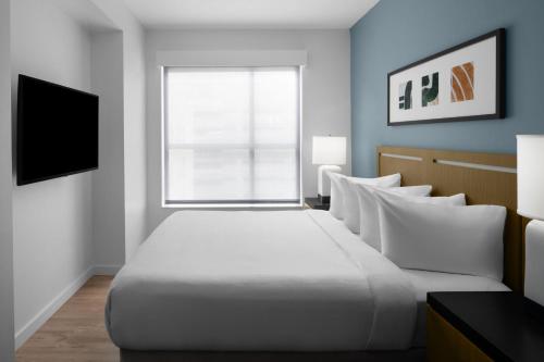 Hyatt House Raleigh North Hills - image 2