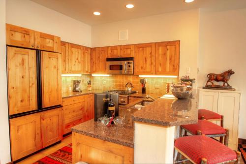 S2 The Meadows Townhome Townhouse in Beaver Creek, USA