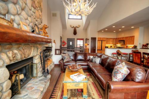 S2 The Meadows Townhome Townhouse in Beaver Creek, USA