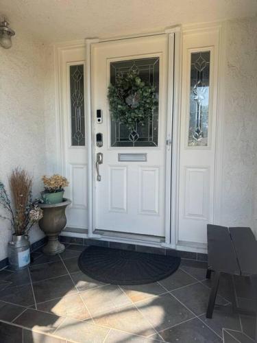 Los Angeles Serenity, A Reseda Family Home