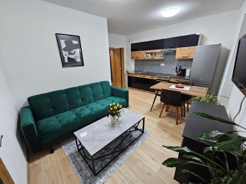 City apartment with moutain view - free parking in Poprad City Center