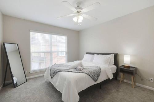 Peaceful & Stylish, 1BD with Resort-Style Pool&Gym, Plano (foto 2)