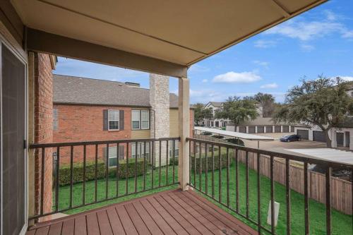 Peaceful & Stylish, 1BD with Resort-Style Pool&Gym, Plano (foto 9)