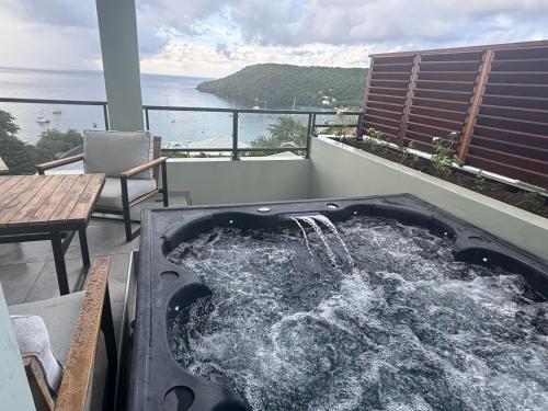 Bañera de hidromasaje, CAP KARAIB Grande Villa in Les Anses-d'Arlet