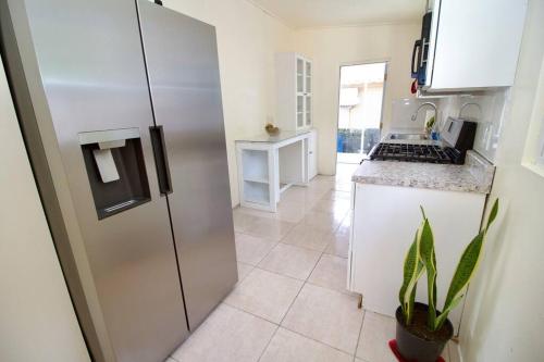 Taylor's Retreat - 5min to Sandals Resort & Beach in St. Vincent