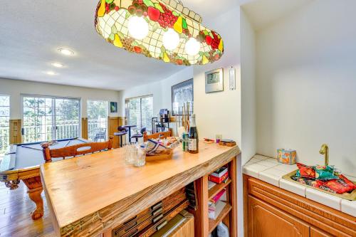 Spacious Idyllwild Home with Mountain Views! in Idyllwild, USA