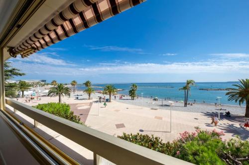 06K1 - Front of the sea-renovated-terraceparking, Saint-Laurent-du-Var (fotografie 3)
