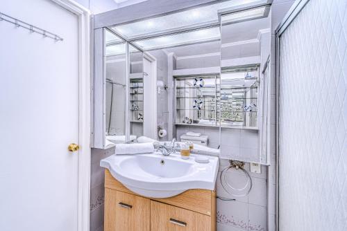 Apartment image 10