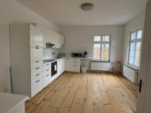 Konyha, Family Apartment with very large living room in Gutenzell-Hurbel