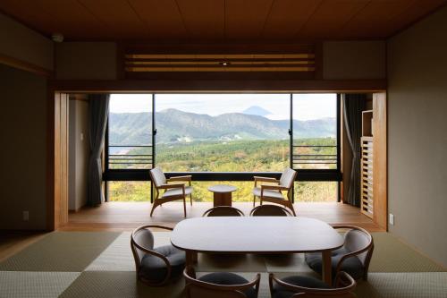 Hakone Ashinoko Bikeikan 箱根芦ノ湖 美景館