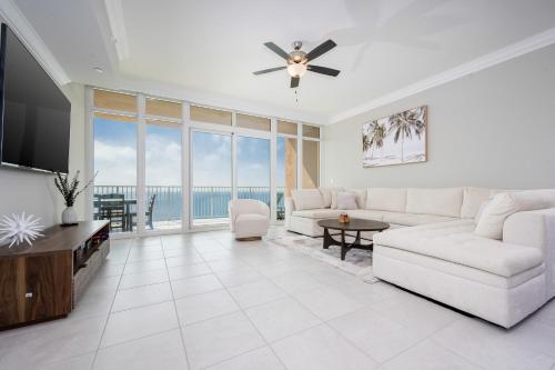 Phoenix Gulf Towers 2007 condo