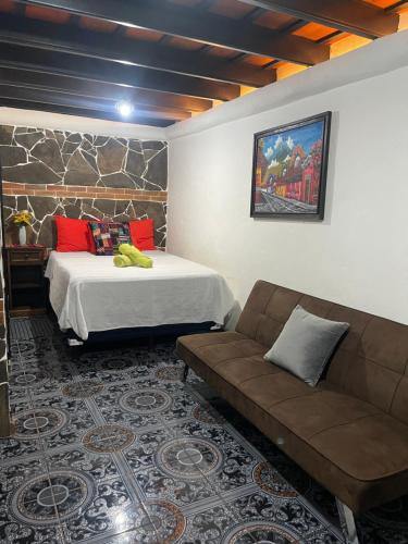 Casa Alejandro de los caballeros, Antigua Guatemala (foto 4)