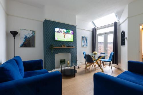 The Chayim Holiday Stay