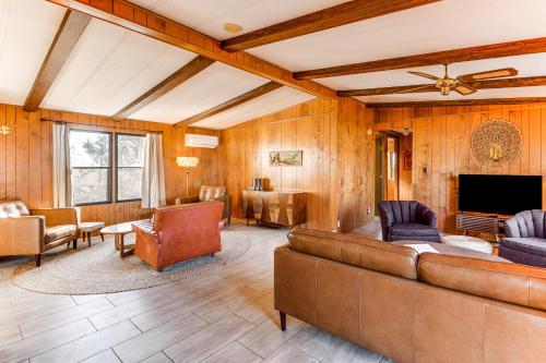6 Mi to Balanced Rock Park: Home in Castleford in Būla (ID)