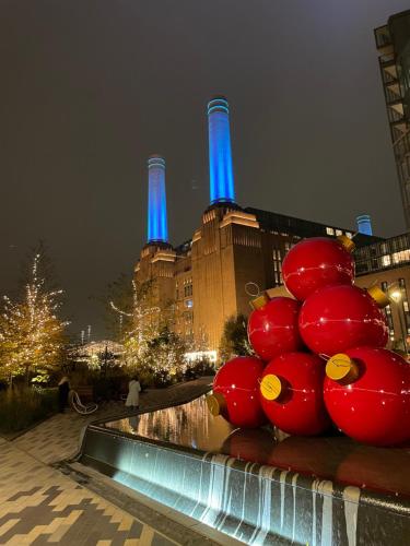 Battersea Power Station Residence, Londyn