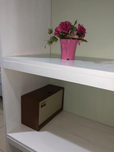 4 twin beds