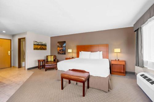 Best Western Inn at the Rogue - image 6