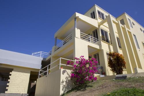 Villa Chilla 1- 2 bedroom rate villa in Gros Islet
