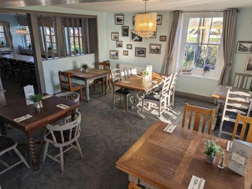 The Ship Inn - image 3