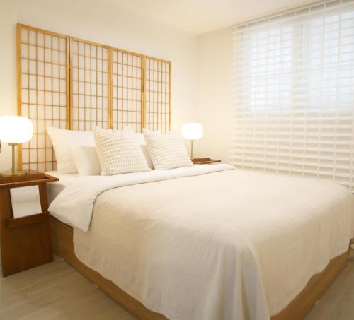 J-Stay near Hongik Univ in Seoul!, Seul