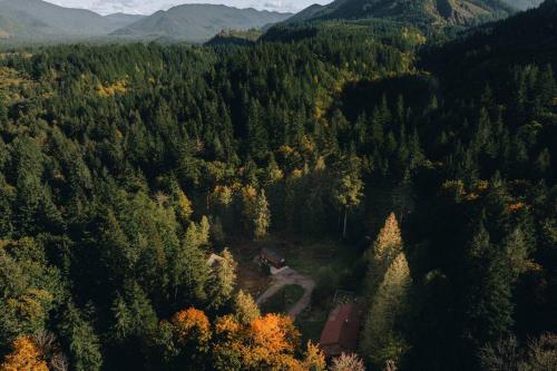 The Lodge at Highland Farms