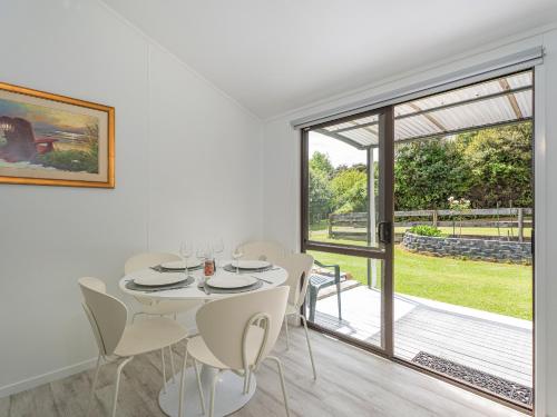 숙소 외관, Rewa Rewa Retreat - Tairua Holiday Home in 타이루아