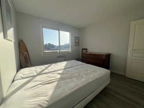 Apartment (6 Adults) image 8