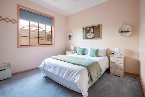 Family Beach House Near Barwon River & Beaches - Ocean Grove